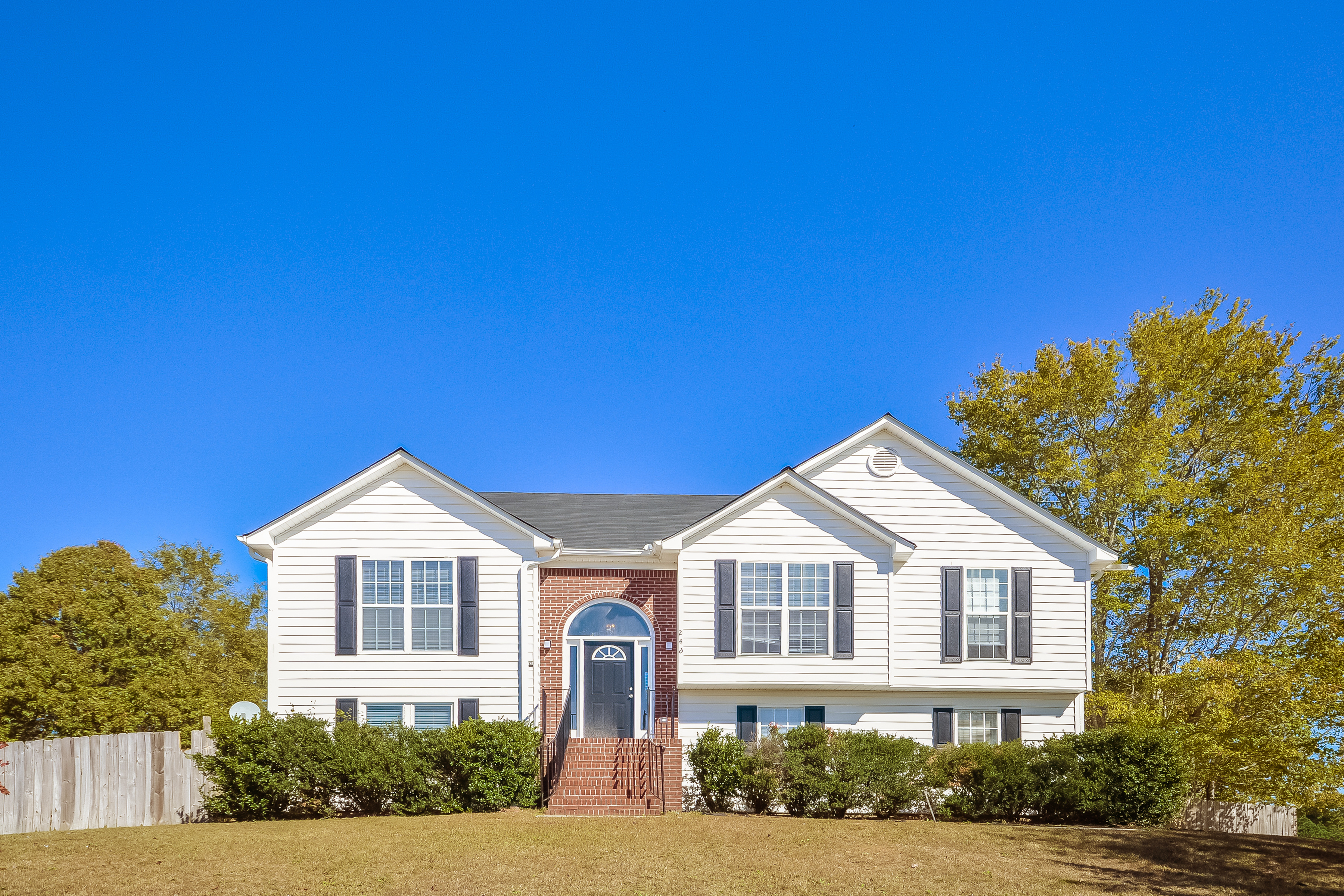 246 Rockingham Dr Loganville, GA 30052